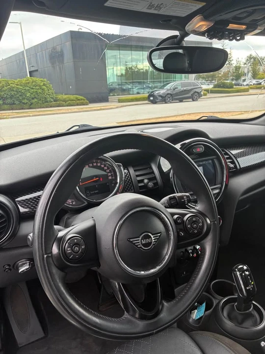 2021 Mini Mini Cooper S 3rd Gen - Image 9 of 10