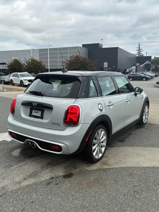 2021 Mini Mini Cooper S 3rd Gen - Image 4 of 10