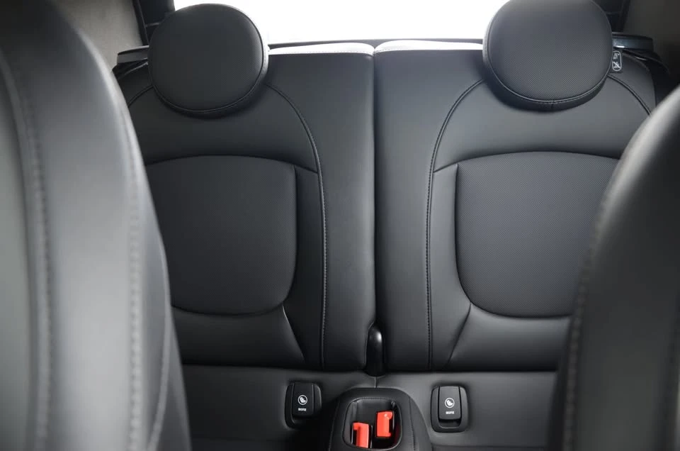 2021 Mini Mini Cooper S 3rd Gen - Image 18 of 20