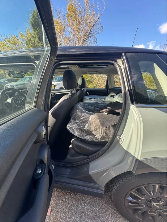 2021 Mini Mini 3rd Gen - Image 5 of 7
