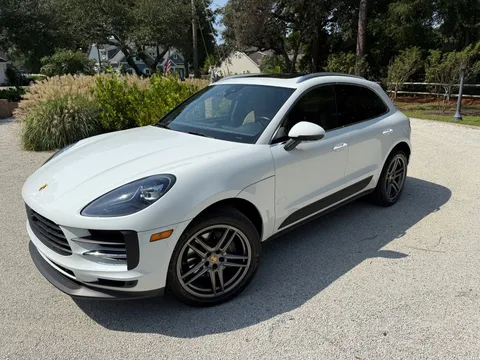 2021 Porsche Macan Base