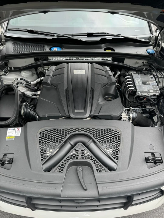 2021 Porsche Macan GTS - Image 8 of 8