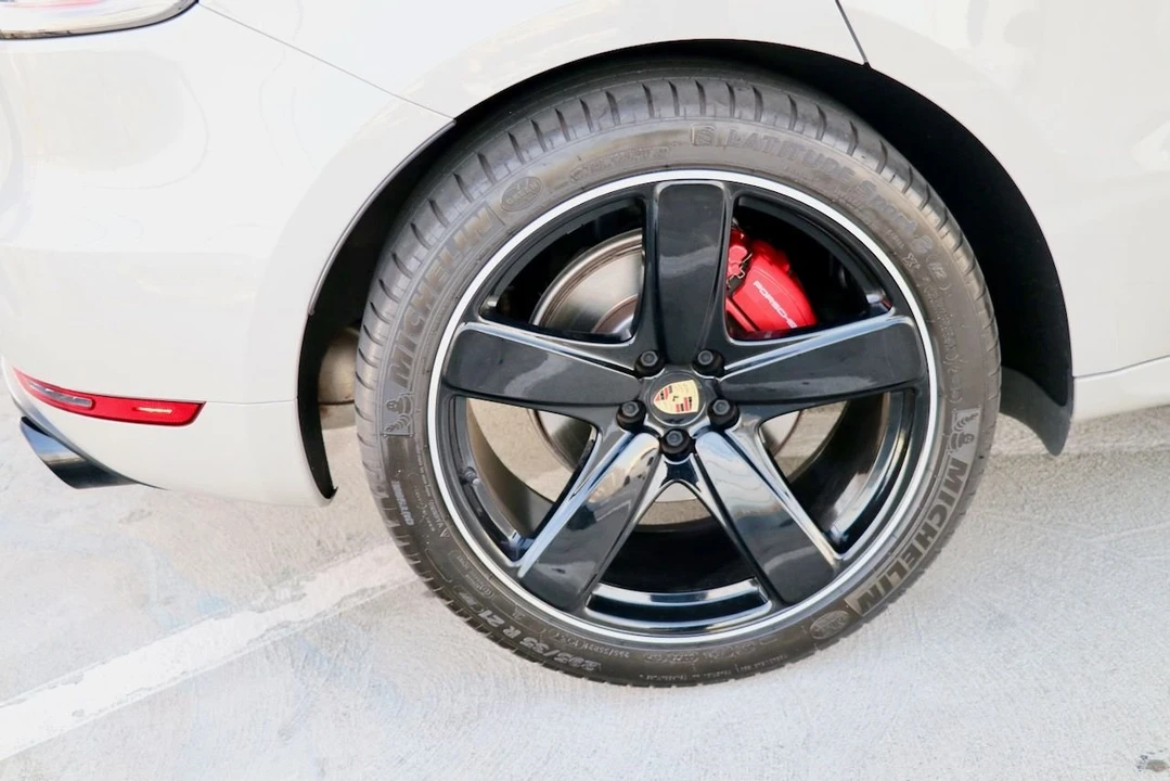 2021 Porsche Macan GTS - Image 18 of 22