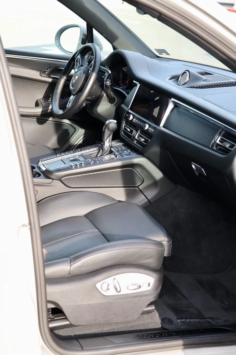 2021 Porsche Macan GTS - Image 15 of 22