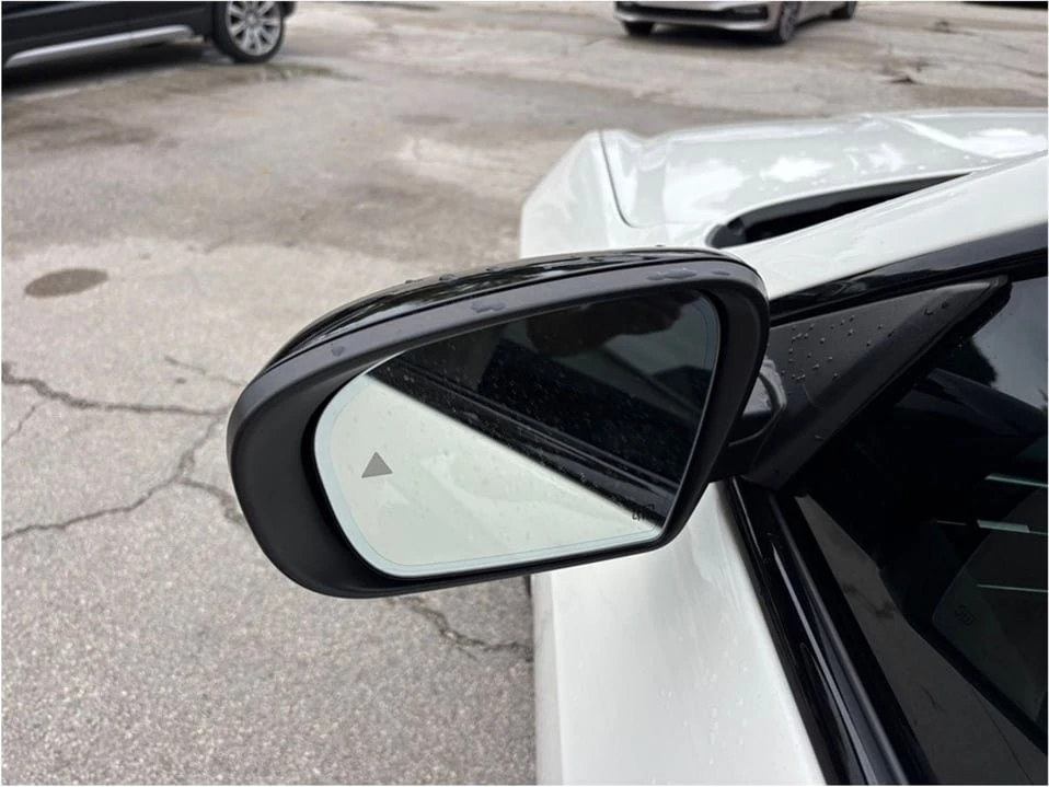 2021 Maserati Ghibli 3rd Gen - Image 15 of 20