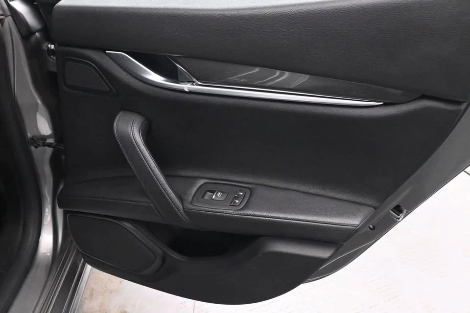 2021 Maserati Ghibli 3rd Gen - Image 16 of 19
