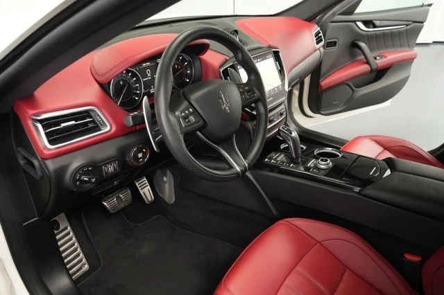 2021 Maserati Ghibli 3rd Gen - Image 24 of 31
