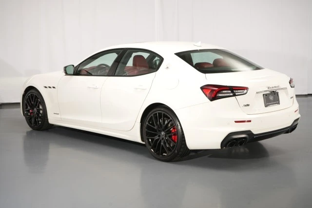 2021 Maserati Ghibli 3rd Gen - Image 16 of 31