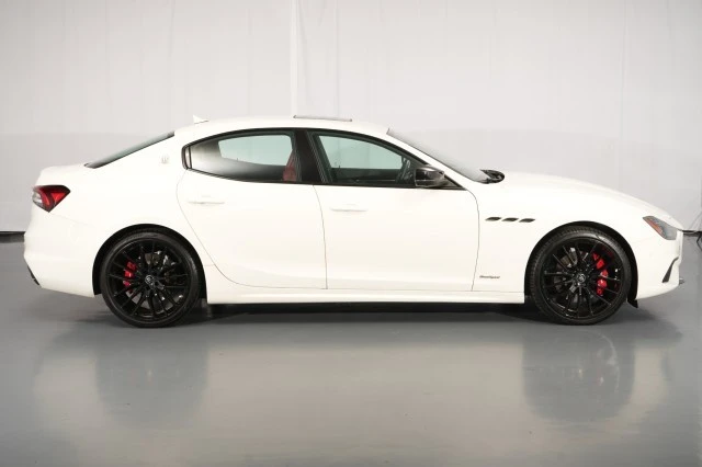 2021 Maserati Ghibli 3rd Gen - Image 9 of 31
