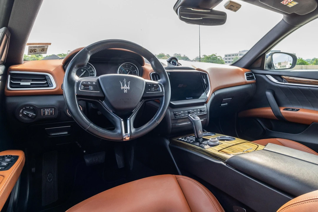 2021 Maserati Ghibli 3rd Gen - Image 25 of 31