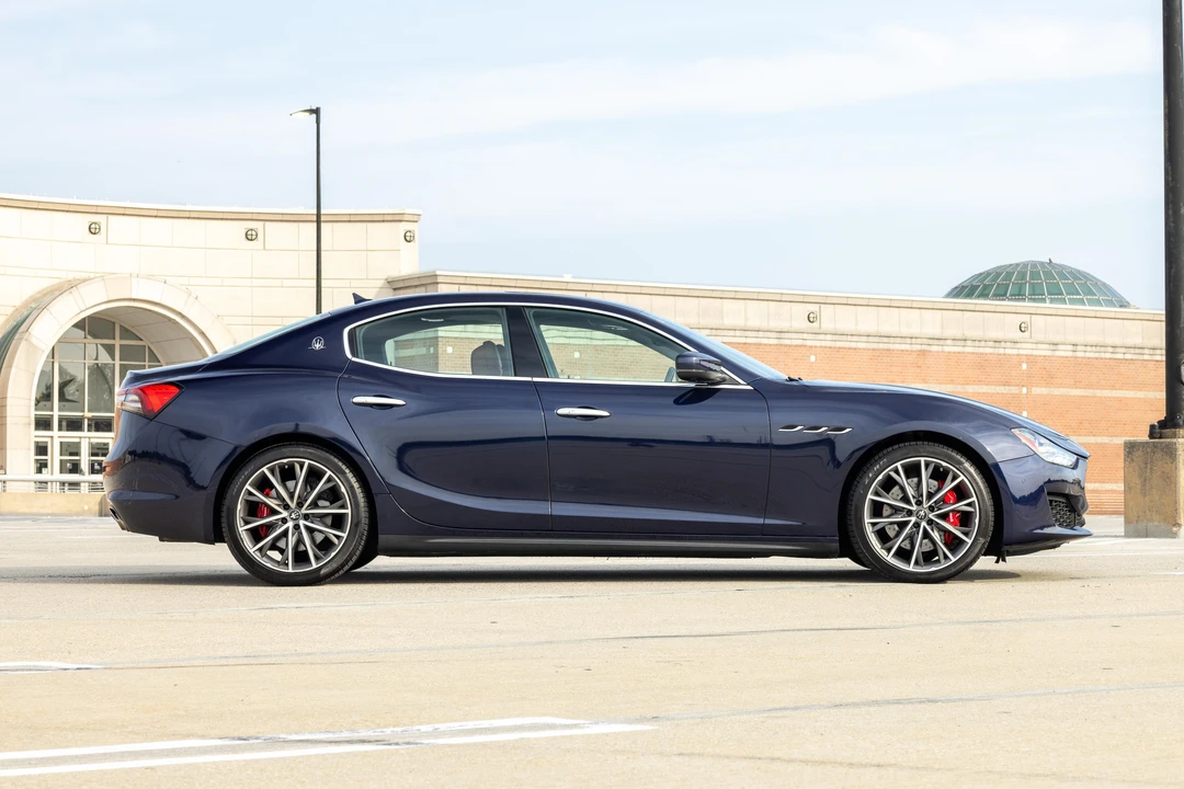 2021 Maserati Ghibli 3rd Gen - Image 8 of 31