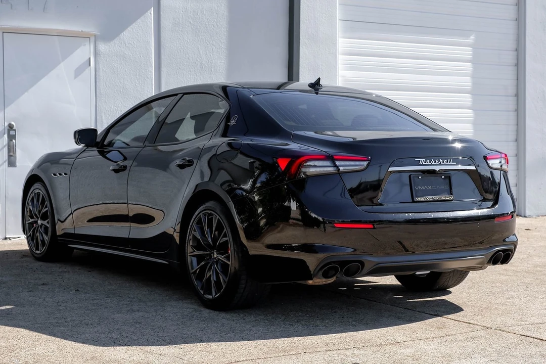 2021 Maserati Ghibli 3rd Gen - Image 15 of 21