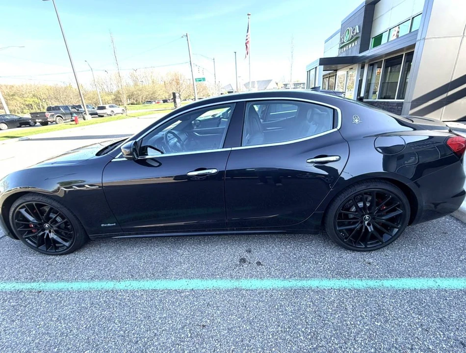 2021 Maserati Ghibli 3rd Gen - Image 9 of 10