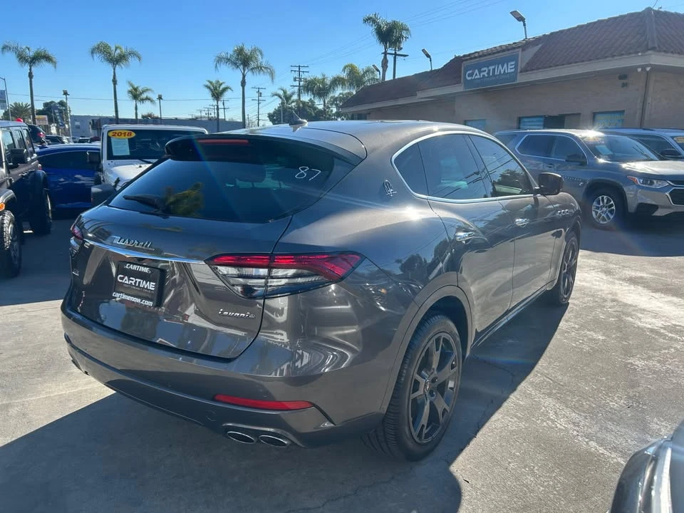 2021 Maserati Levante - Image 5 of 19