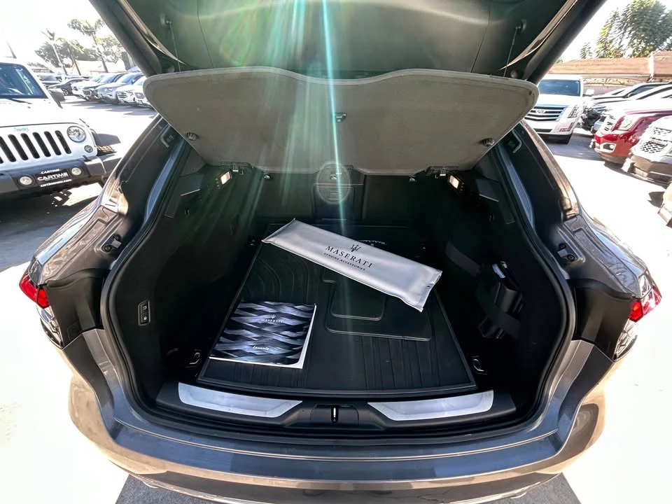2021 Maserati Levante - Image 15 of 19