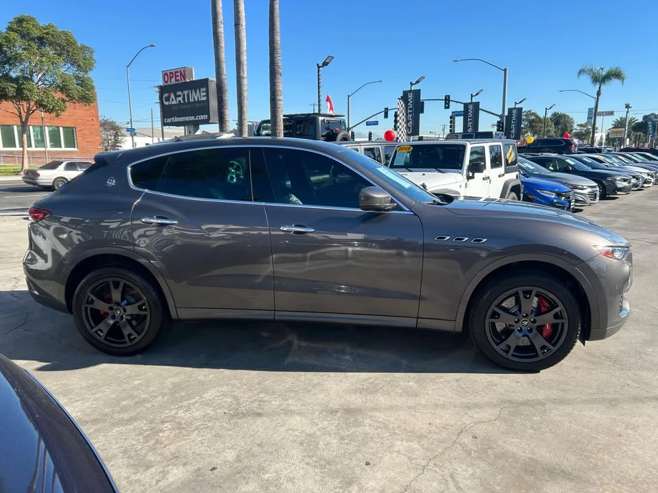 2021 Maserati Levante - Image 7 of 19