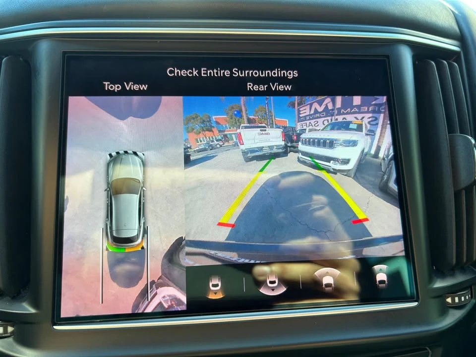 2021 Maserati Levante - Image 19 of 19