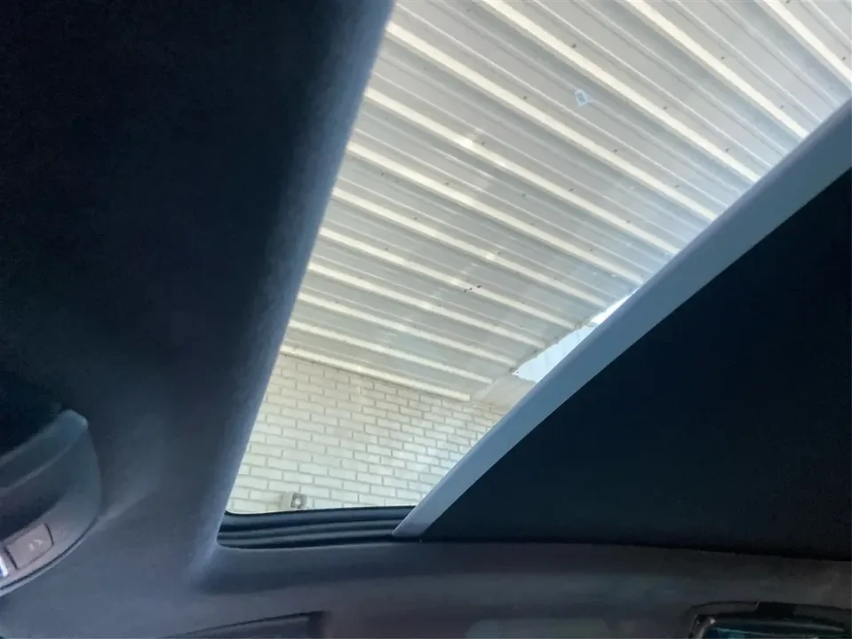2021 Maserati Levante - Image 17 of 20