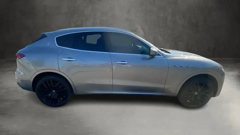 2021 Maserati Levante - Image 6 of 20