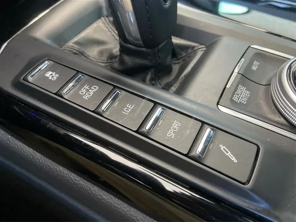 2021 Maserati Levante - Image 20 of 20