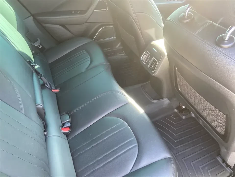 2021 Maserati Levante - Image 10 of 20