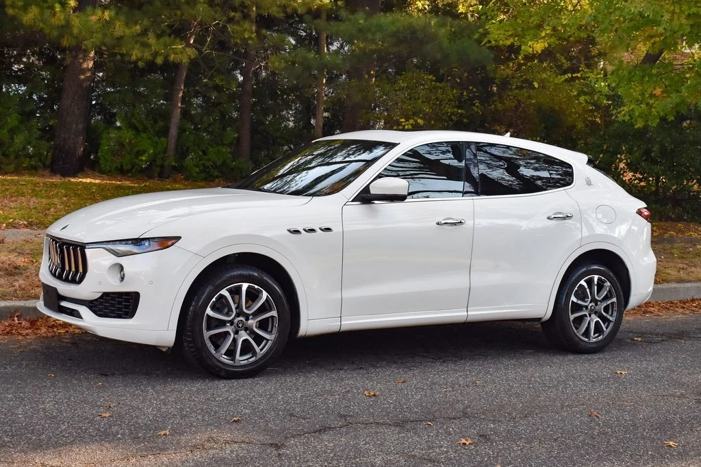 2021 Maserati Levante - Image 2 of 12