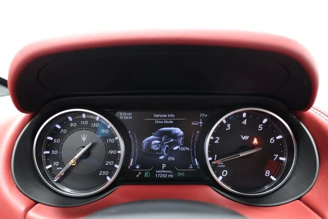2021 Maserati Levante GTS - Image 27 of 31