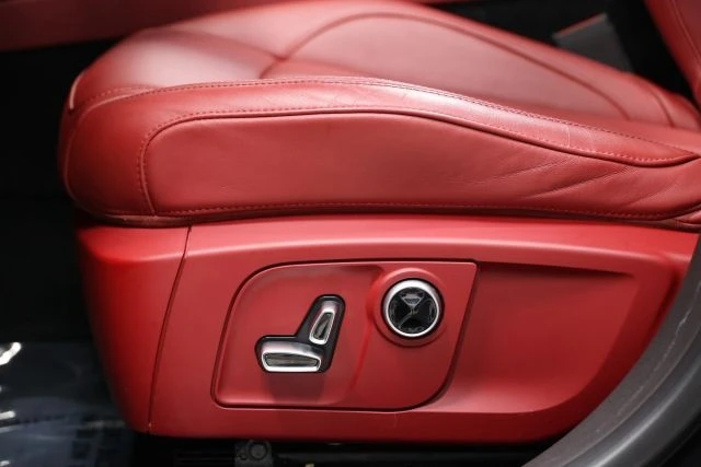 2021 Maserati Levante GTS - Image 14 of 31