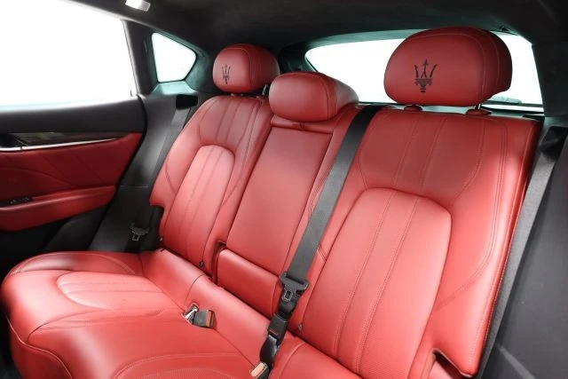 2021 Maserati Levante GTS - Image 3 of 31