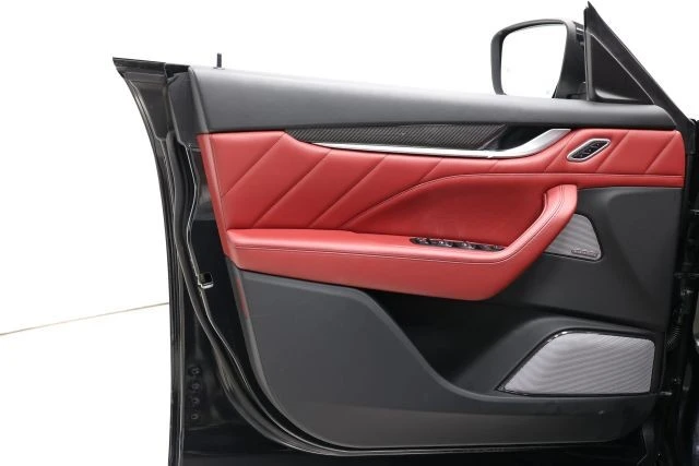 2021 Maserati Levante GTS - Image 9 of 31
