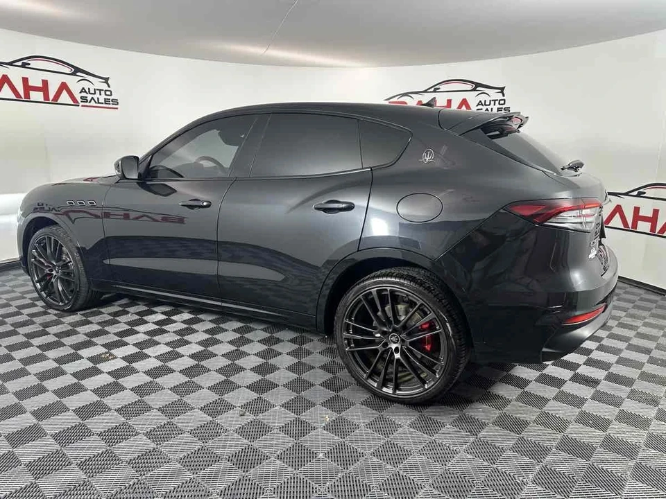 2021 Maserati Levante GTS - Image 7 of 21