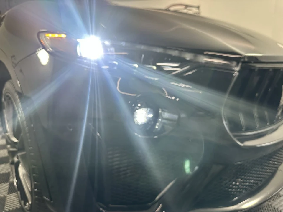 2021 Maserati Levante GTS - Image 17 of 21