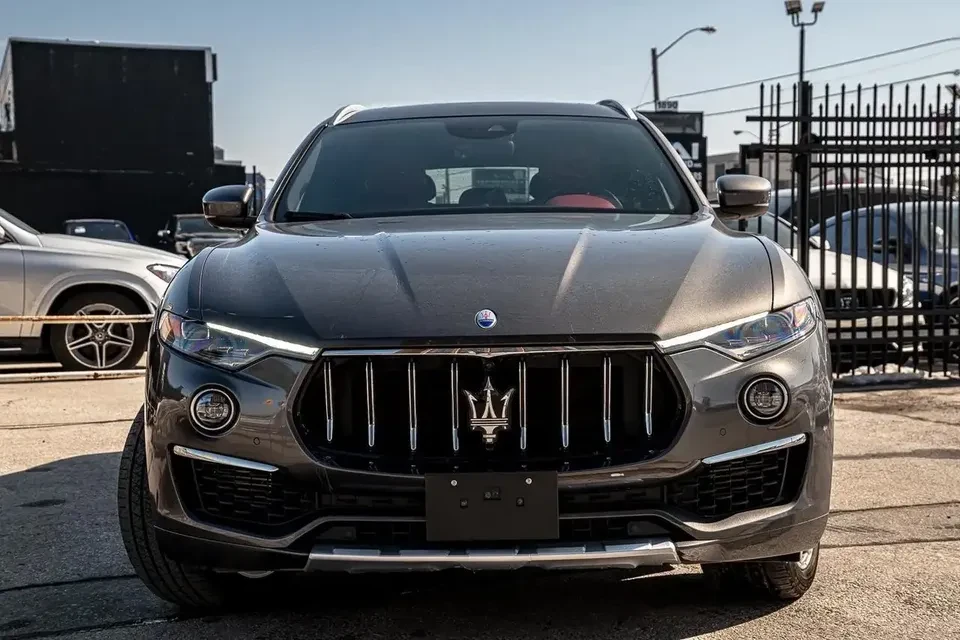 2021 Maserati Levante - Image 3 of 17