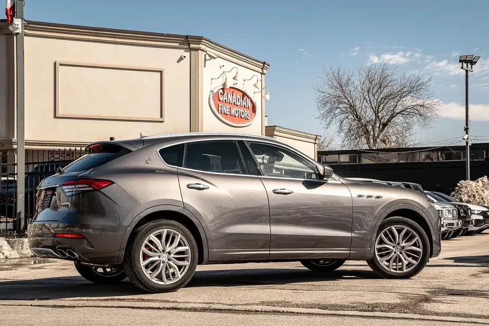 2021 Maserati Levante - Image 6 of 17