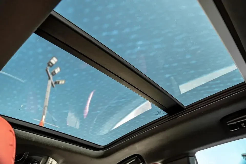 2021 Maserati Levante - Image 13 of 17