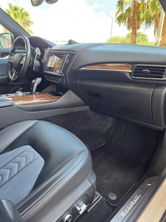 2021 Maserati Levante - Image 11 of 20