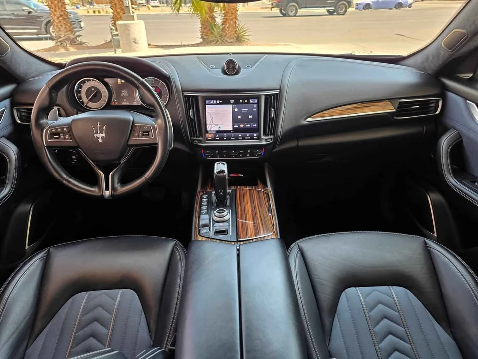 2021 Maserati Levante - Image 18 of 20