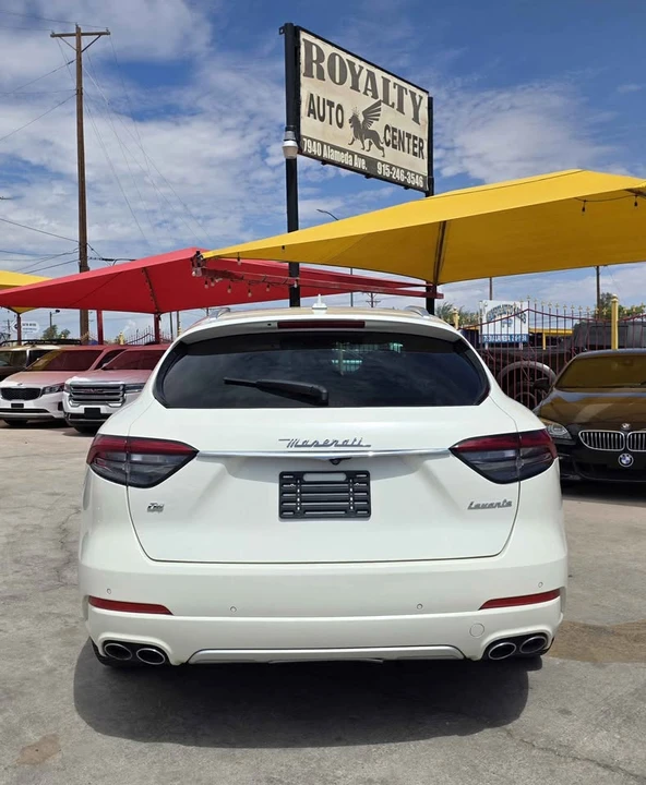 2021 Maserati Levante - Image 8 of 20