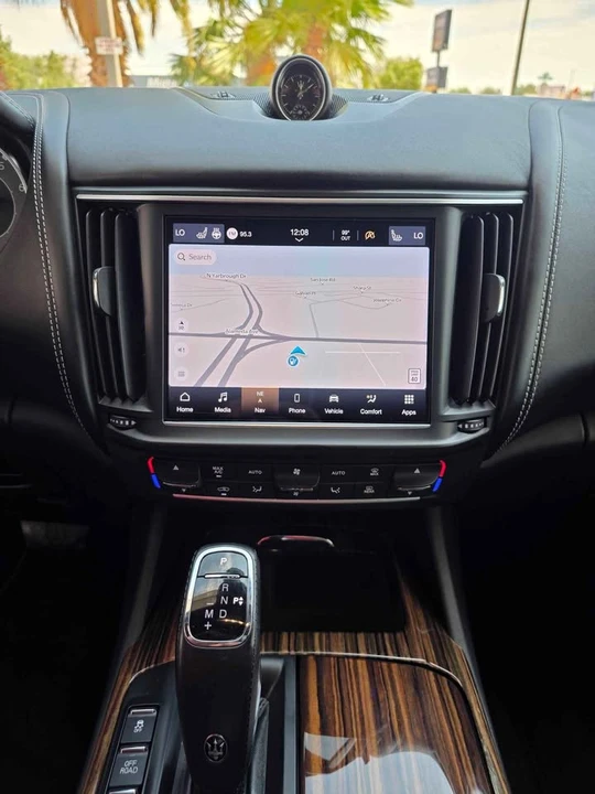2021 Maserati Levante - Image 14 of 20