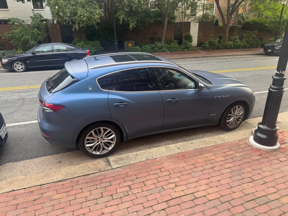 2021 Maserati Levante - Image 3 of 3