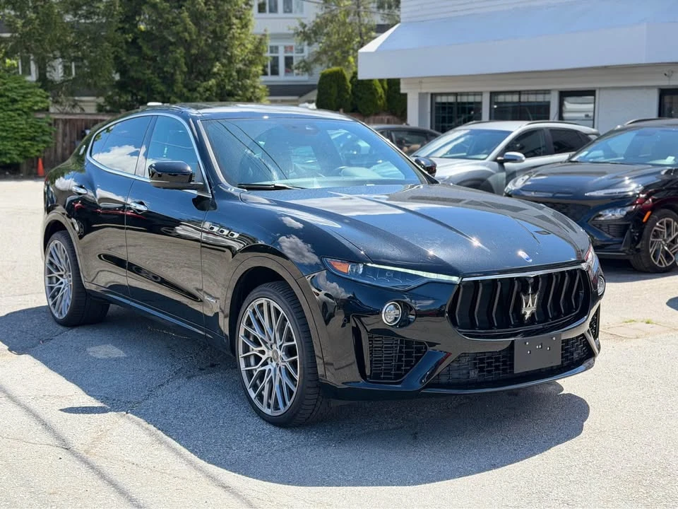 2021 Maserati Levante - Image 3 of 12