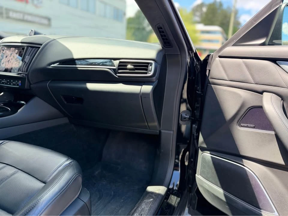 2021 Maserati Levante - Image 9 of 12