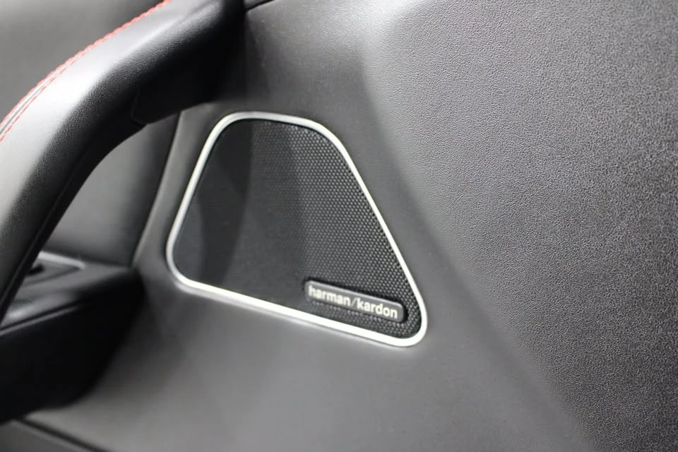 2021 Maserati Levante - Image 9 of 20