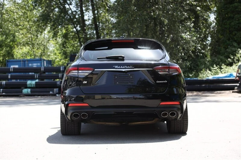 2021 Maserati Levante - Image 3 of 17