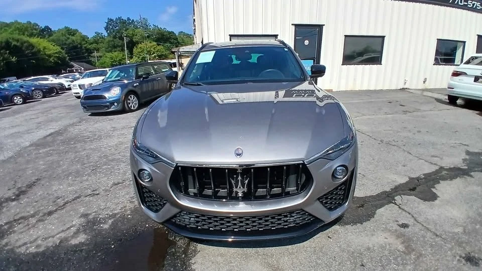 2021 Maserati Levante - Image 2 of 20