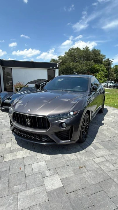2021 Maserati Levante - Image 3 of 10