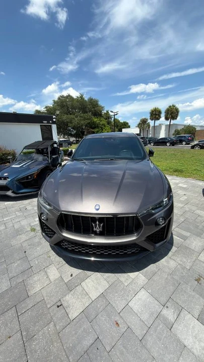 2021 Maserati Levante - Image 4 of 10