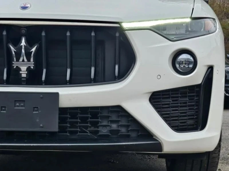 2021 Maserati Levante - Image 3 of 12