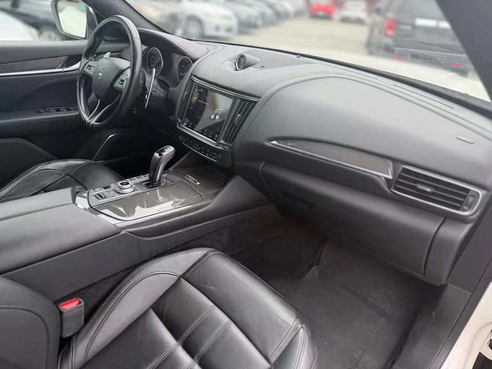 2021 Maserati Levante - Image 15 of 16