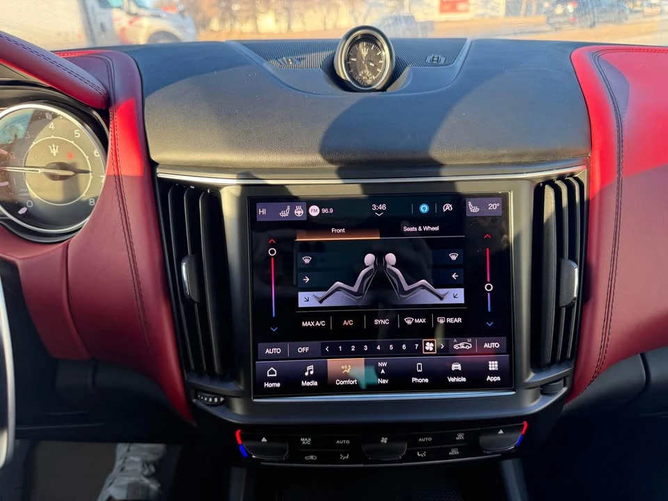 2021 Maserati Levante - Image 11 of 12